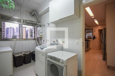 Apartamento à venda com 212m², 3 quartos e 4 vagasÁrea de serviço