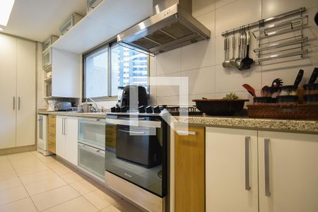 Apartamento à venda com 212m², 3 quartos e 4 vagasCozinha