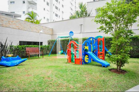 Apartamento à venda com 212m², 3 quartos e 4 vagasPlayground