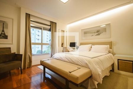 Apartamento à venda com 212m², 3 quartos e 4 vagasSuíte 3