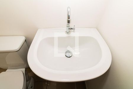 Casa de condomínio à venda com 80m², 2 quartos e 1 vagaLavabo