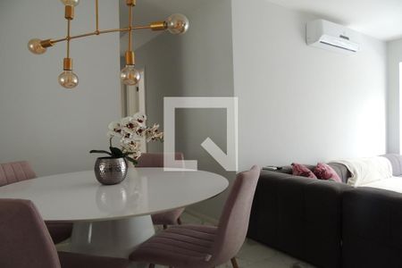 Sala de apartamento à venda com 2 quartos, 78m² em Camorim, Rio de Janeiro