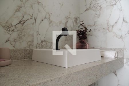 Apartamento à venda com 78m², 2 quartos e 2 vagasBanheiro da Suíte