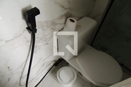 Apartamento à venda com 78m², 2 quartos e 2 vagasBanheiro da Suíte
