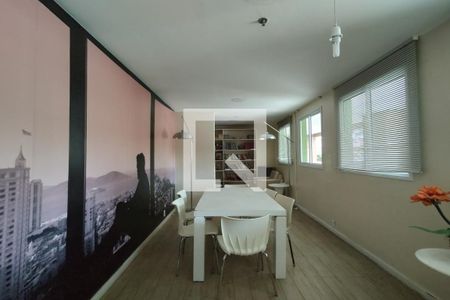 Apartamento à venda com 78m², 2 quartos e 2 vagas Apartamento à venda com 78m², 2 quartos e 2 vagasÁrea comum - Home Office