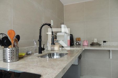 Apartamento à venda com 78m², 2 quartos e 2 vagasCozinha