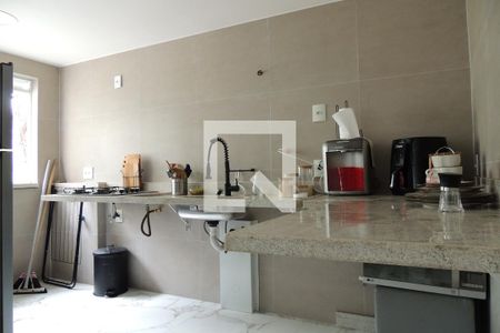 Apartamento à venda com 78m², 2 quartos e 2 vagasCozinha