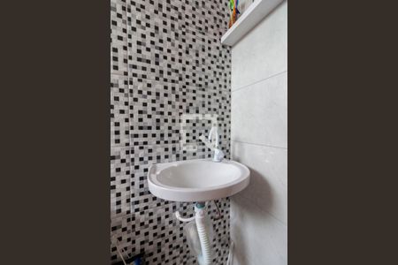 Casa de condomínio para alugar com 90m², 2 quartos e 1 vaga Casa de condomínio para alugar com 90m², 2 quartos e 1 vagaBanheiro Suite 1