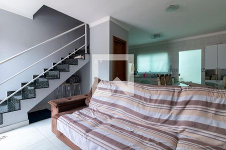 Sala de casa de condomínio para alugar com 2 quartos, 90m² em Itaquera, São Paulo