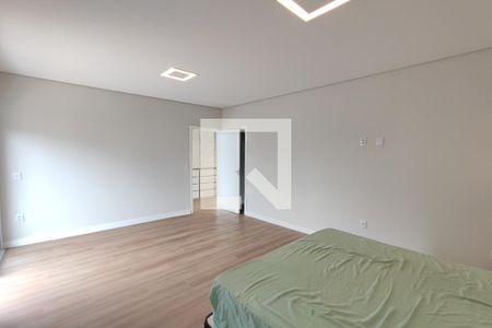 Suíte master de casa de condomínio à venda com 3 quartos, 360m² em Swiss Park, Campinas
