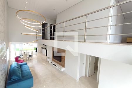 Escada de casa de condomínio à venda com 3 quartos, 360m² em Swiss Park, Campinas
