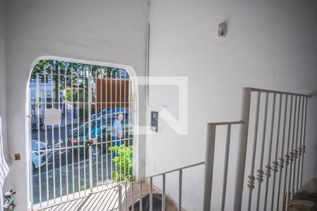 Casa para alugar com 130m², 2 quartos e sem vaga Casa para alugar com 130m², 2 quartos e sem vagaHall