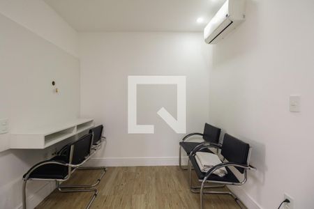 Casa à venda com 390m², 4 quartos e 7 vagas Casa à venda com 390m², 4 quartos e 7 vagasSuíte 2