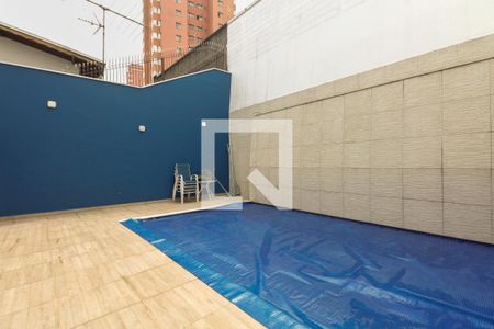 Casa à venda com 390m², 4 quartos e 7 vagas Casa à venda com 390m², 4 quartos e 7 vagasPiscina