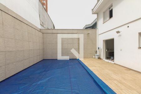 Casa à venda com 390m², 4 quartos e 7 vagas Casa à venda com 390m², 4 quartos e 7 vagasPiscina