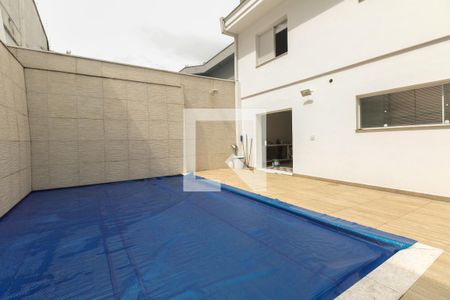 Casa à venda com 390m², 4 quartos e 7 vagas Casa à venda com 390m², 4 quartos e 7 vagasPiscina