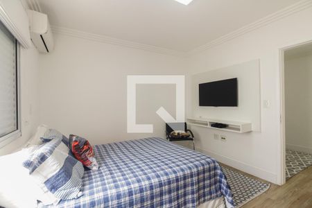 Casa à venda com 390m², 4 quartos e 7 vagas Casa à venda com 390m², 4 quartos e 7 vagasSuíte 1