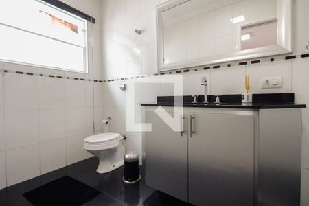 Casa à venda com 390m², 4 quartos e 7 vagas Casa à venda com 390m², 4 quartos e 7 vagasBanheiro Suíte 3