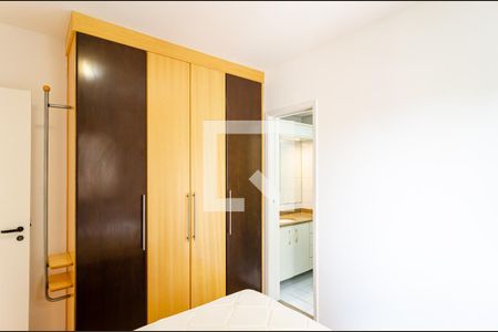 Suíte de apartamento para alugar com 2 quartos, 57m² em Vila Clementino, São Paulo