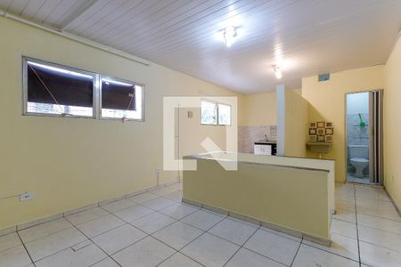 Quarto de casa para alugar com 1 quarto, 37m² em Parque Edu Chaves, São Paulo