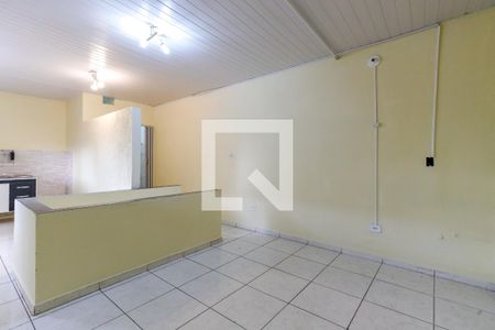 Quarto de casa para alugar com 1 quarto, 37m² em Parque Edu Chaves, São Paulo