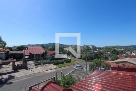 Casa à venda com 220m², 3 quartos e 2 vagas Casa à venda com 220m², 3 quartos e 2 vagasVaranda