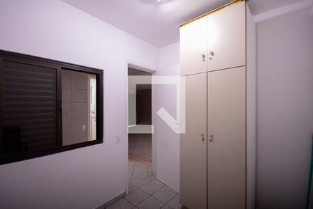 Casa à venda com 434m², 4 quartos e 6 vagas Casa à venda com 434m², 4 quartos e 6 vagasÁrea de Serviço - Quarto