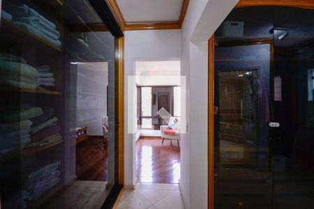 Casa à venda com 434m², 4 quartos e 6 vagas Casa à venda com 434m², 4 quartos e 6 vagasQuarto 4 - Suite