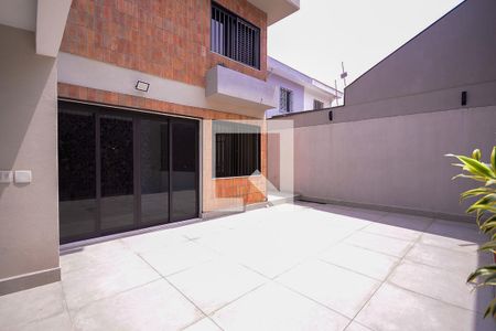 Casa à venda com 434m², 4 quartos e 6 vagas Casa à venda com 434m², 4 quartos e 6 vagasÁrea de Lazer
