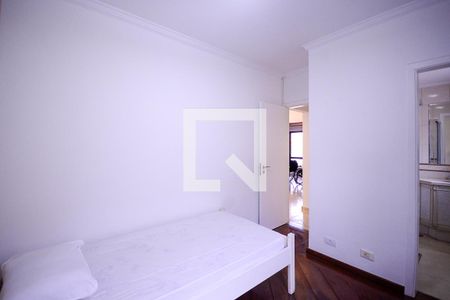 Casa à venda com 434m², 4 quartos e 6 vagas Casa à venda com 434m², 4 quartos e 6 vagasQuarto 3 - Suite