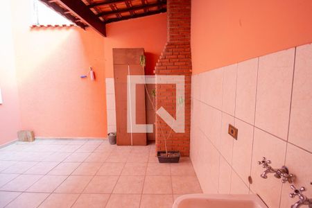 Casa para alugar com 240m², 4 quartos e 2 vagasÁrea de serviço