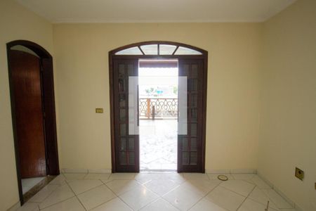 Casa para alugar com 240m², 4 quartos e 2 vagasQuarto