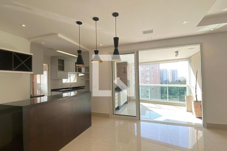 Sala de apartamento à venda com 2 quartos, 122m² em Tamboré, Santana de Parnaíba