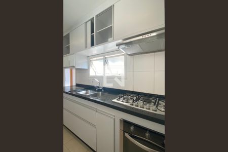 Apartamento à venda com 122m², 2 quartos e 2 vagasCozinha