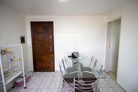 Sala de apartamento à venda com 2 quartos, 49m² em Itaquera, São Paulo