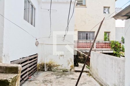 Casa para alugar com 65m², 2 quartos e sem vagaÁrea externa