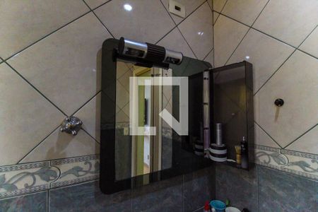 Casa à venda com 130m², 3 quartos e 2 vagasDetalhe Banheiro 1