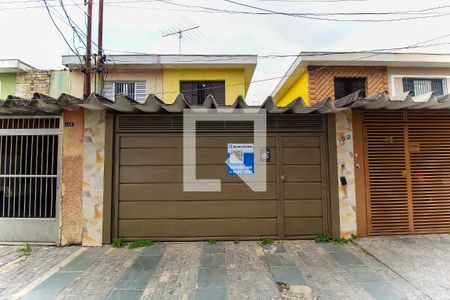 Casa à venda com 130m², 3 quartos e 2 vagasFachada