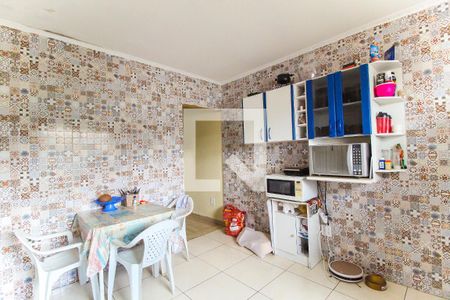 Casa à venda com 130m², 3 quartos e 2 vagasCozinha