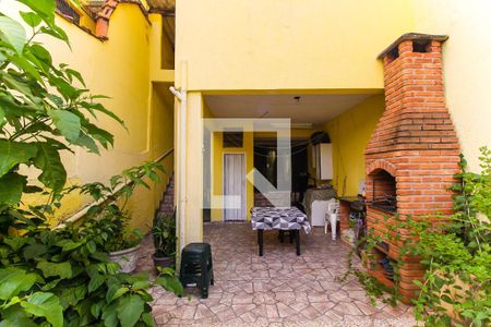 Casa à venda com 130m², 3 quartos e 2 vagasQuintal