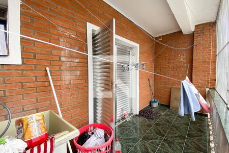 Casa à venda com 150m², 5 quartos e 2 vagas Casa à venda com 150m², 5 quartos e 2 vagasVaranda da Suíte 1