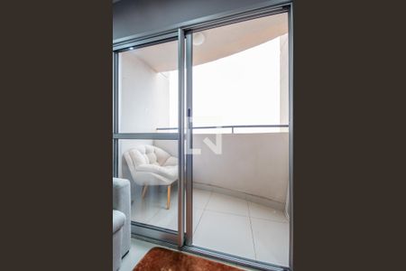 Sacada de apartamento à venda com 3 quartos, 74m² em Jaguaribe, Osasco