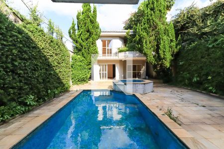 Casa à venda com 350m², 4 quartos e 7 vagasPiscina