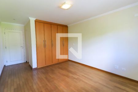 Casa à venda com 350m², 4 quartos e 7 vagasSuíte 1