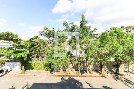 Casa à venda com 350m², 4 quartos e 7 vagasVista da Suíte 1