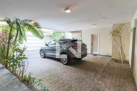 Casa à venda com 350m², 4 quartos e 7 vagasGaragem