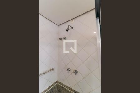 Casa à venda com 350m², 4 quartos e 7 vagasBanheiro da Suíte 4