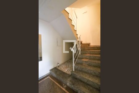 Casa à venda com 350m², 4 quartos e 7 vagasEntrada