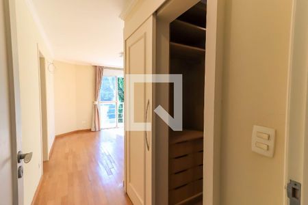 Casa à venda com 350m², 4 quartos e 7 vagasSuíte 4