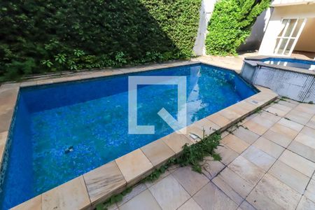 Casa à venda com 350m², 4 quartos e 7 vagasPiscina
